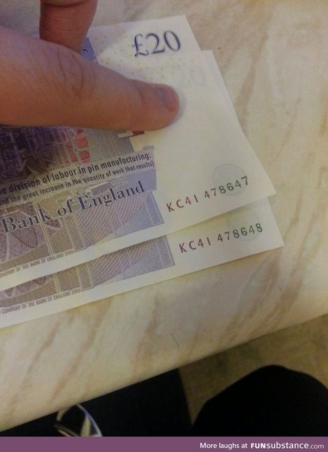 Once in a lifetime: Two20 notes printed directly after each other
