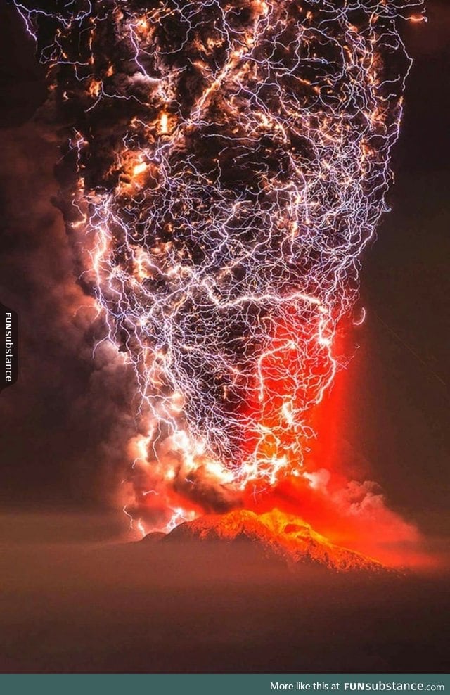 Volcanic lightning