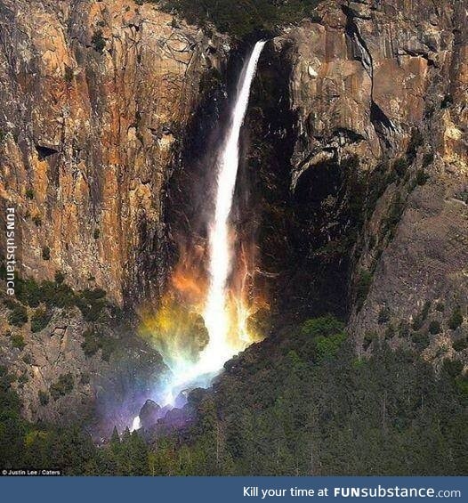 Waterfall in Yosemite turns rainbow when the sun strikes it from certain angles