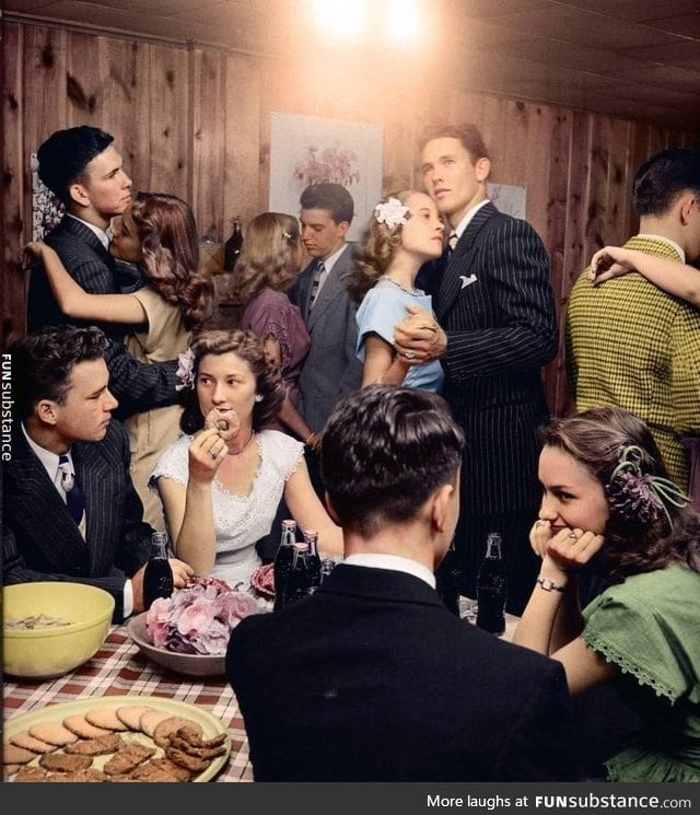 Teenage party in 1945