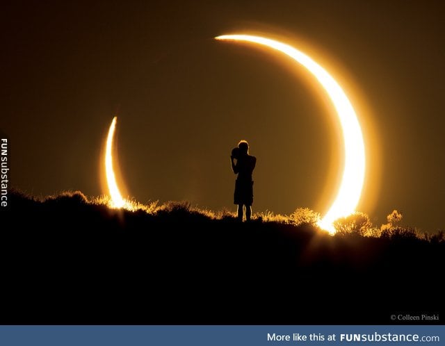 Amazing photo of annular solar eclipse over New Mexico