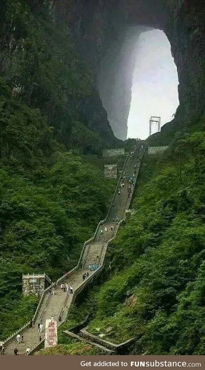 Here's a photo of Heavens Gate in China