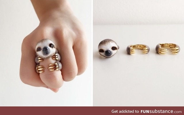 Looks at this adorable sloth ring