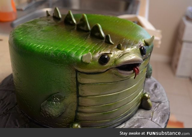 Cake dragon
