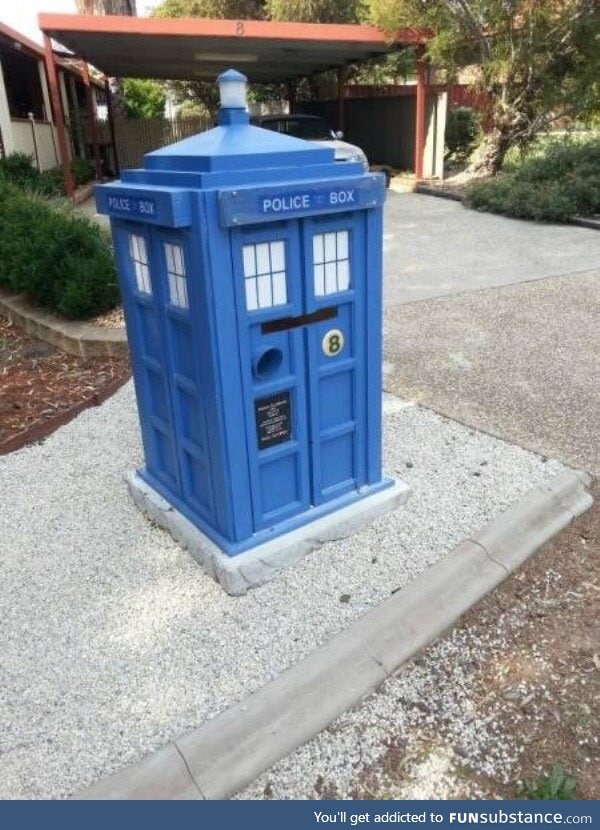 Another awesome mailbox!