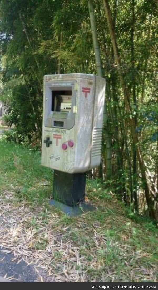 I’d pimp this mailbox