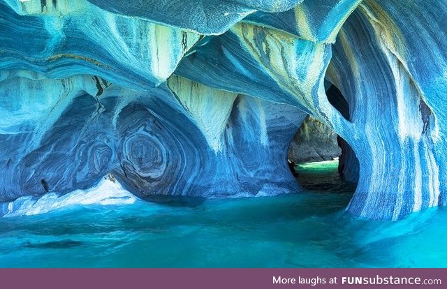Marble caverns in Patagonia
