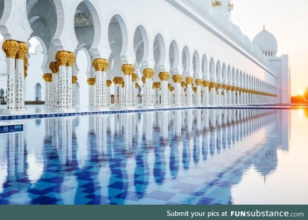 Mosque in ABU DHABI