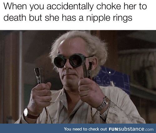 **has nipple rings