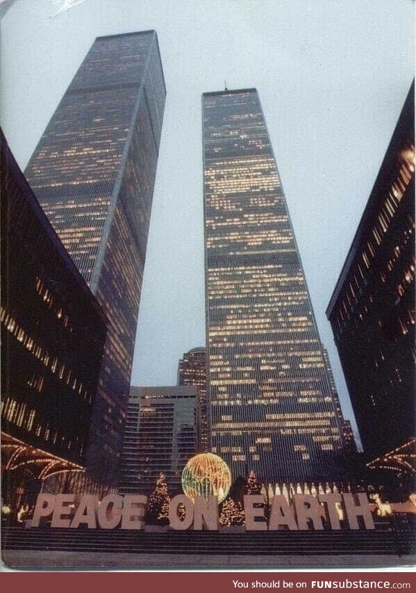 World trade center, christmas day, 1995