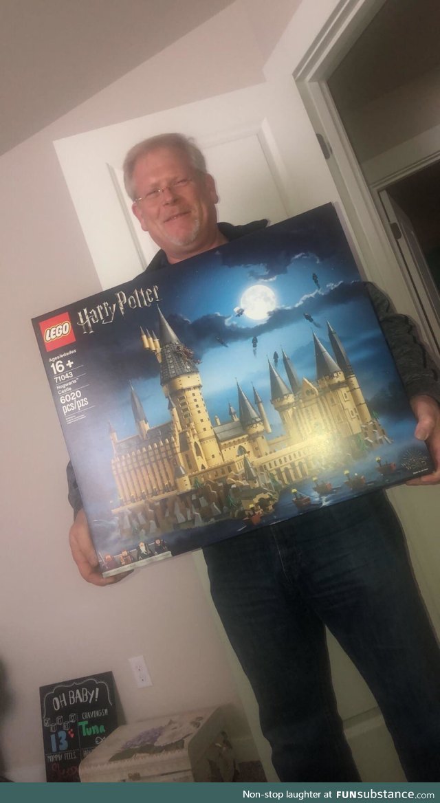 My dad loves legos so for his 50th Birthday we got him the Hogwarts Castle.He’s so chuffed