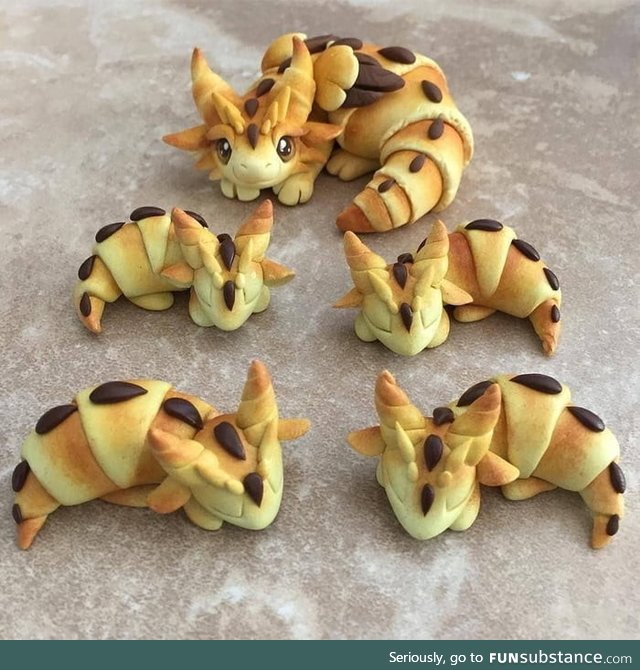 Croissant dragons