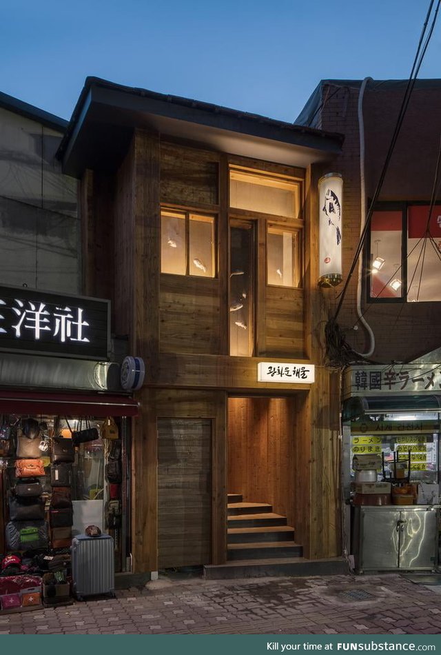 This restaurant in Seoul just looks so warm and inviting
