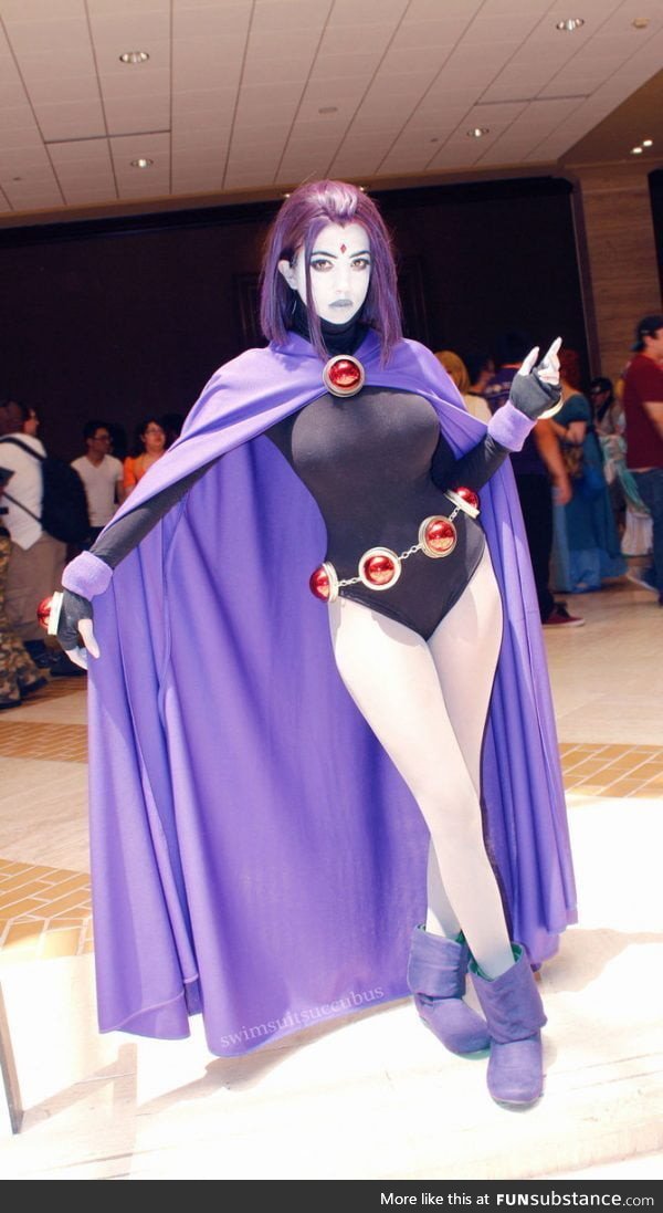 A Raven cosplay is like a pizza, even a bad one looks goooood, no saying this is a bad one