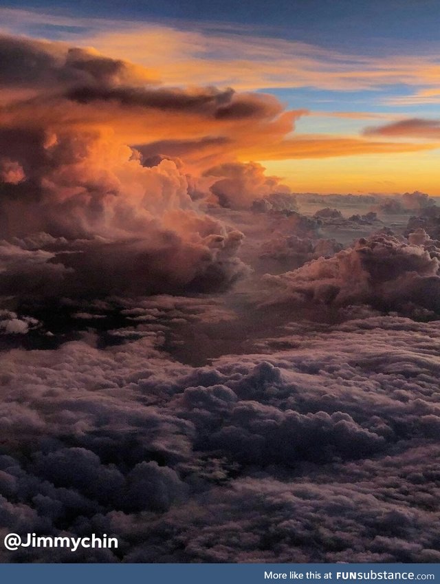Always take the window seat. Somewhere over Mexico. Photo by Jimmy Chin