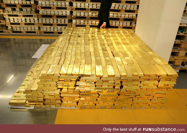 This is what ~$1.6 billion USD worth of gold looks like