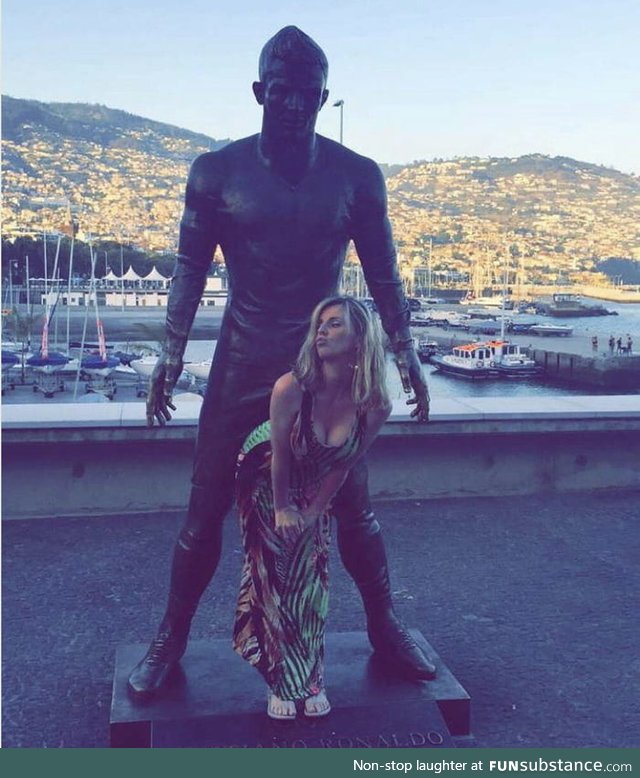 That sad moment when u realize that the statue of ronaldo has more luck with the ladies