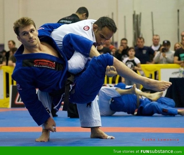 Ridiculously photogenic judo guy