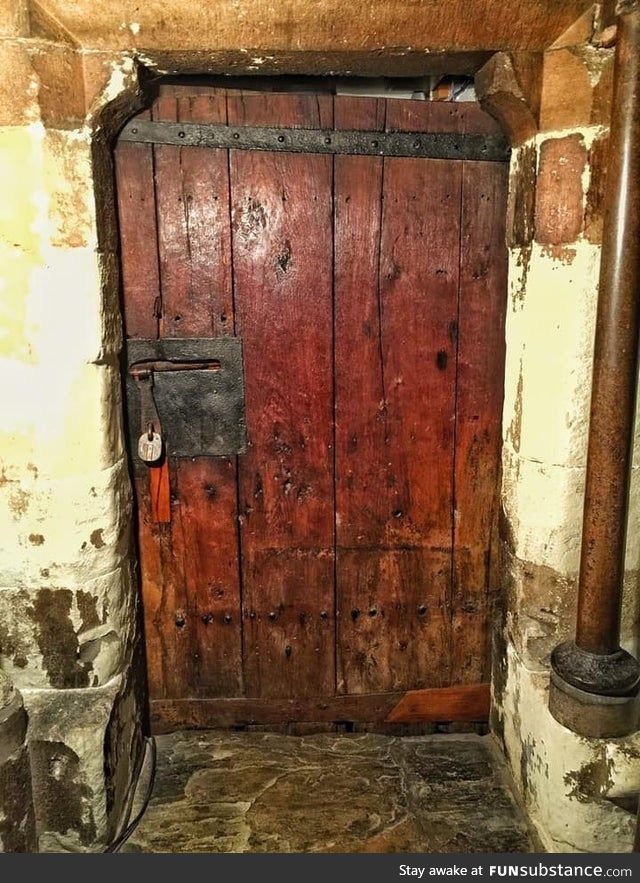 The oldest door in Britain. Hidden away in Westminster Abbey. Just under 1000 years old !