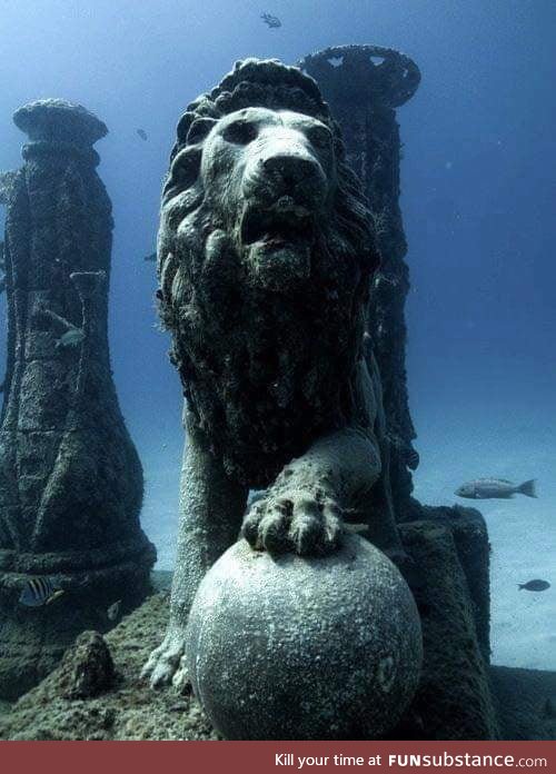 Cleopatra's underwater palace in Egypt