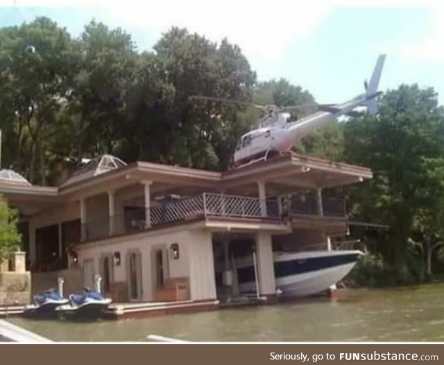This house owner doesn't have a car but still live happily.It's prove that