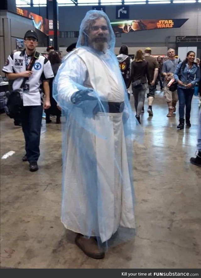 This is a better cosplay than the entire last StarWars Trilogy