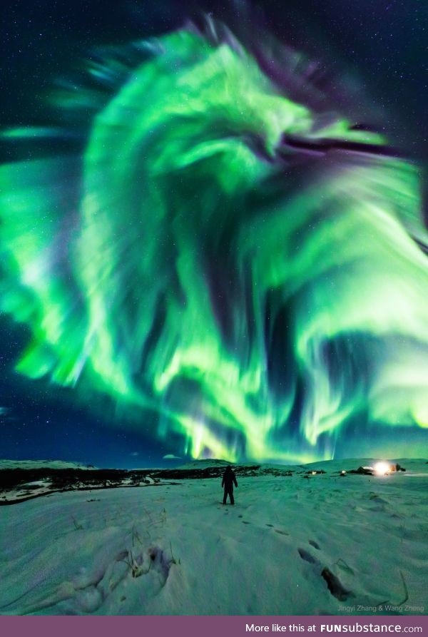 This huge dragon-shaped aurora over Iceland