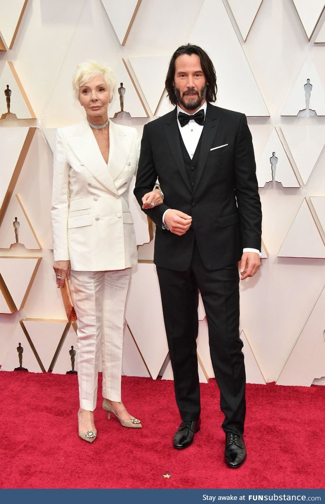 Keanu brought his Mom to the Oscars, allegedly