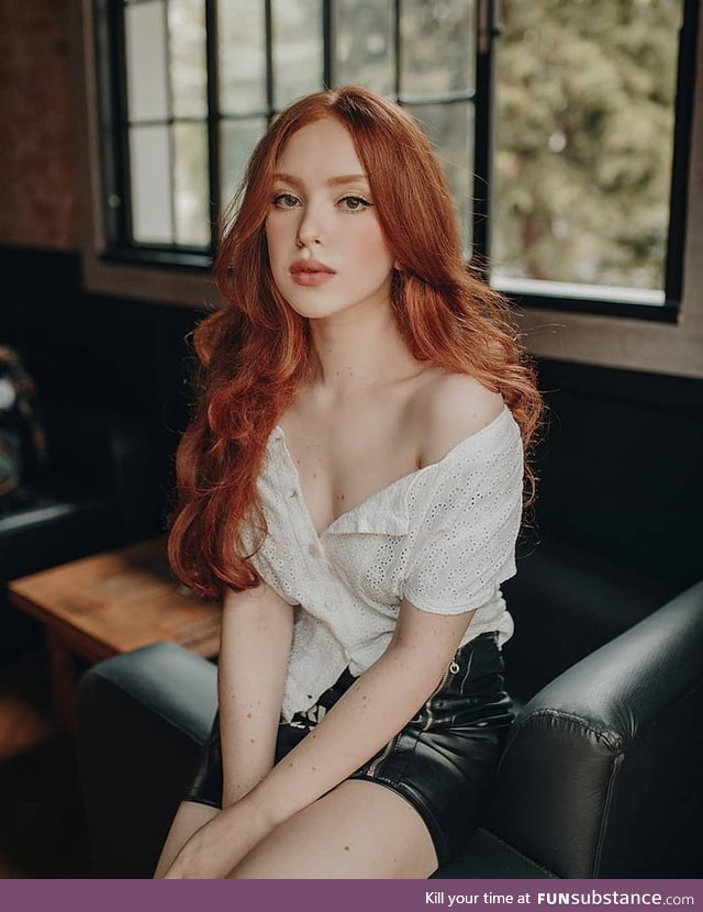 Your daily dose of Redhead
