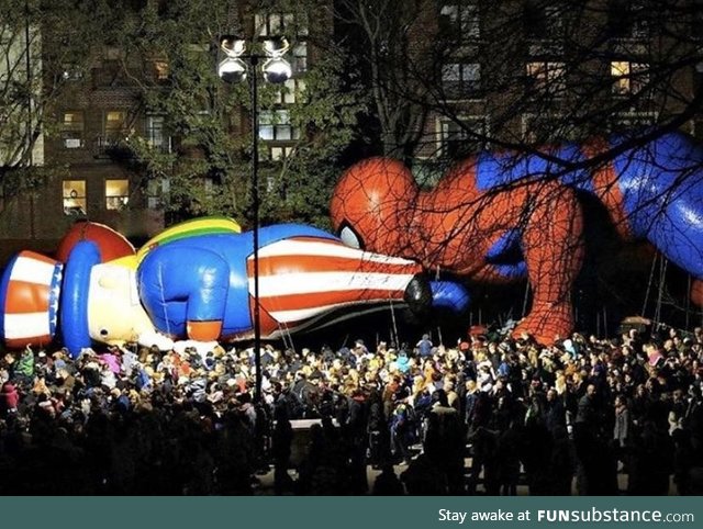 Spider-Man eating Uncle Sam’s ass for Thanksgiving