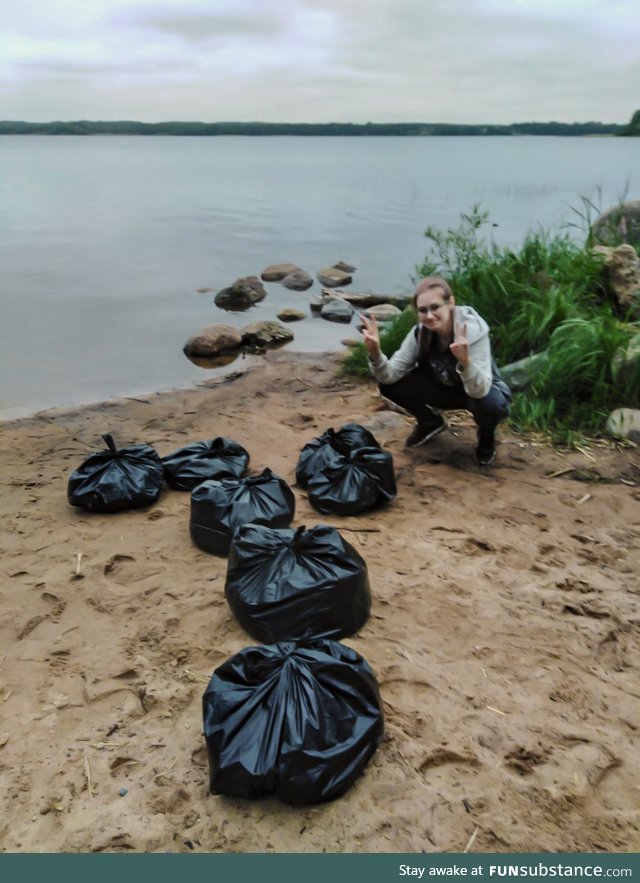 This week my friends cleaned the local beach from garbage. I am very proud of them. Hi