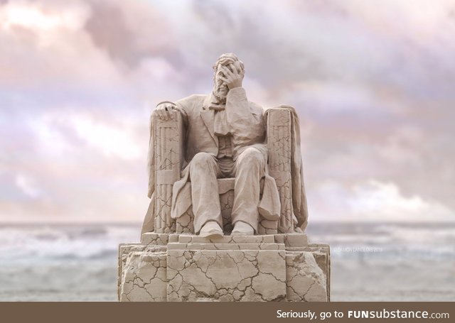 Brilliant sand sculpture by Damon Langlois