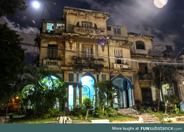 A decaying but still majestic old house in central Havana