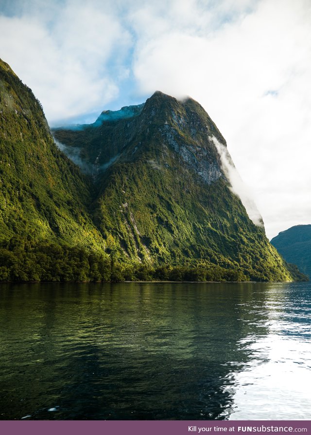 STUNNING Doubtful Sound in New Zealand