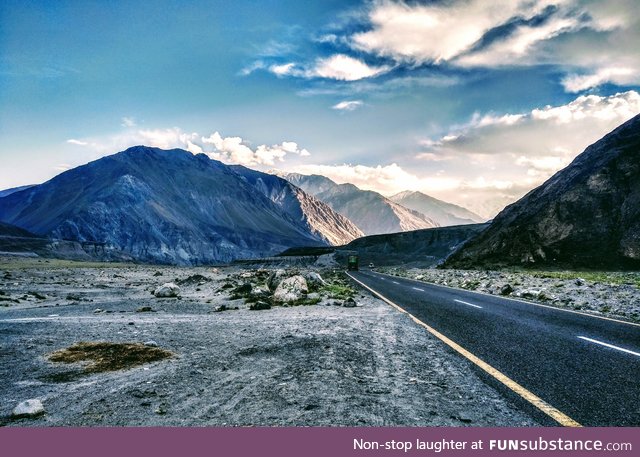 The best picture I've taken: The Karakorum Highway in Pakistan