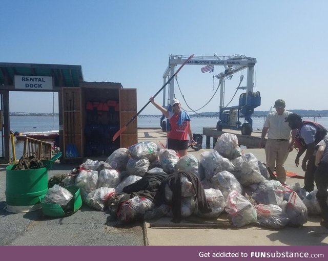 My awesome mom helped to clean up 50 bags of trash from the Potomac River! #trashtrag