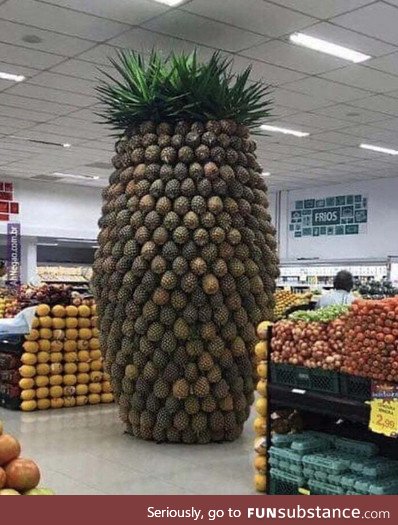 What a great way to sell pineapples