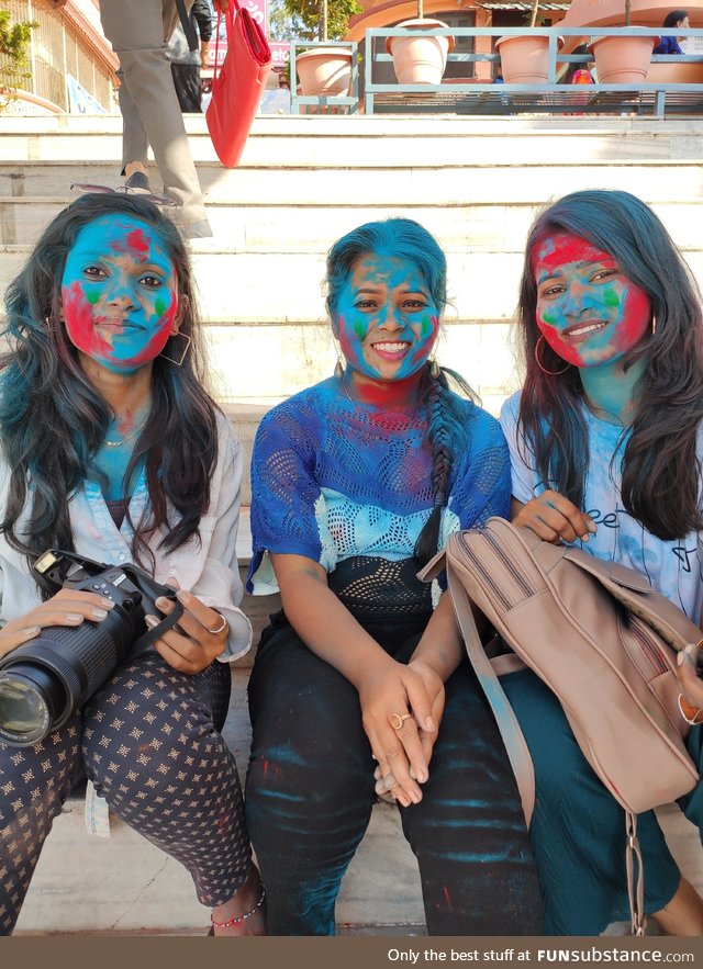 I had to take a pic of these 3 pretty girls at the Holi Festival in Rishikesh