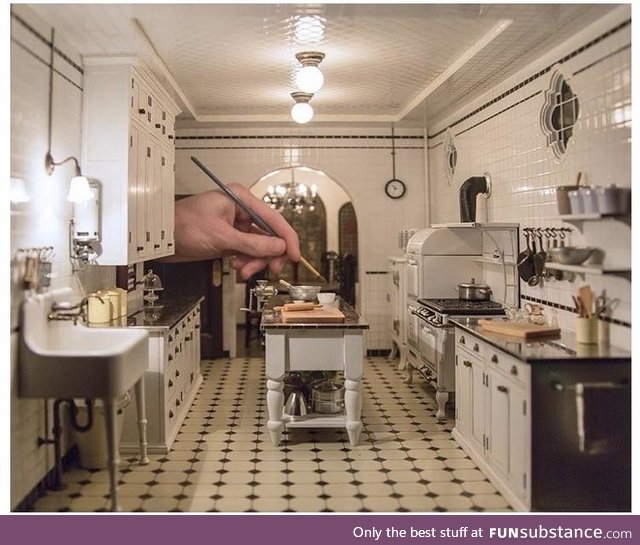 Artist Chris Toledo makes incredibly detailed miniature rooms. Hand for scale
