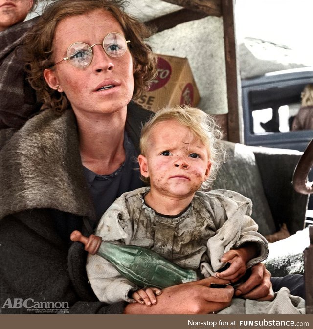 I colorized this portrait by Dorothea Lange of a Mother and Child during The Great