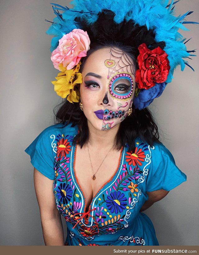 Happy Día de los Muertos! My makeup for Day of the Dead :)