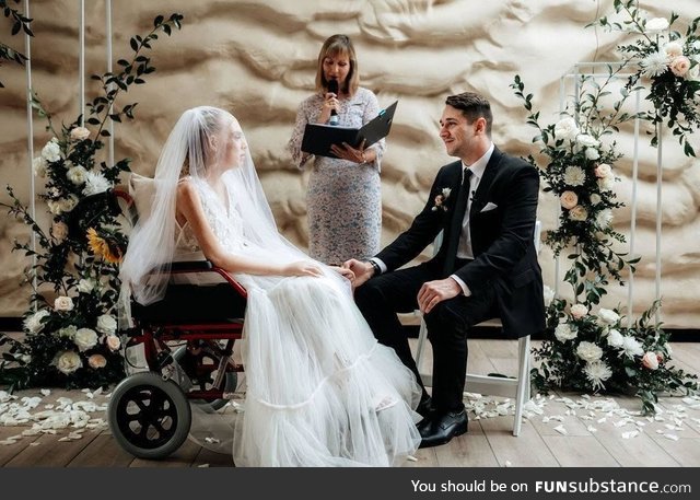 Terminally ill 23 year old bride with Just days to live married love of her life