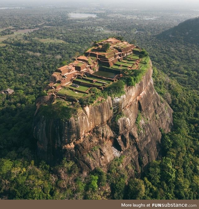 Sigiriya is perhaps Sri Lanka's single most dramatic sight