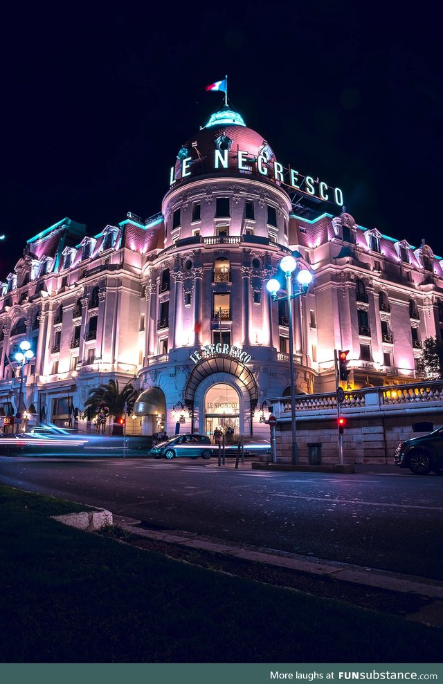 I took the most beautiful and colorful hotel in Nice (france)
