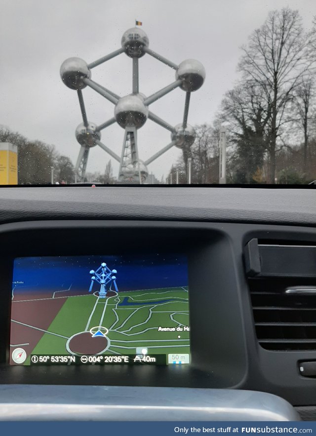 Visited the atomium in Brussels. My navi showed a tiny 3d model of it while driving up