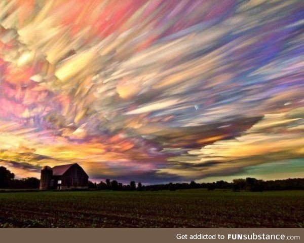 Timelapse photo of hundreds of sunsets