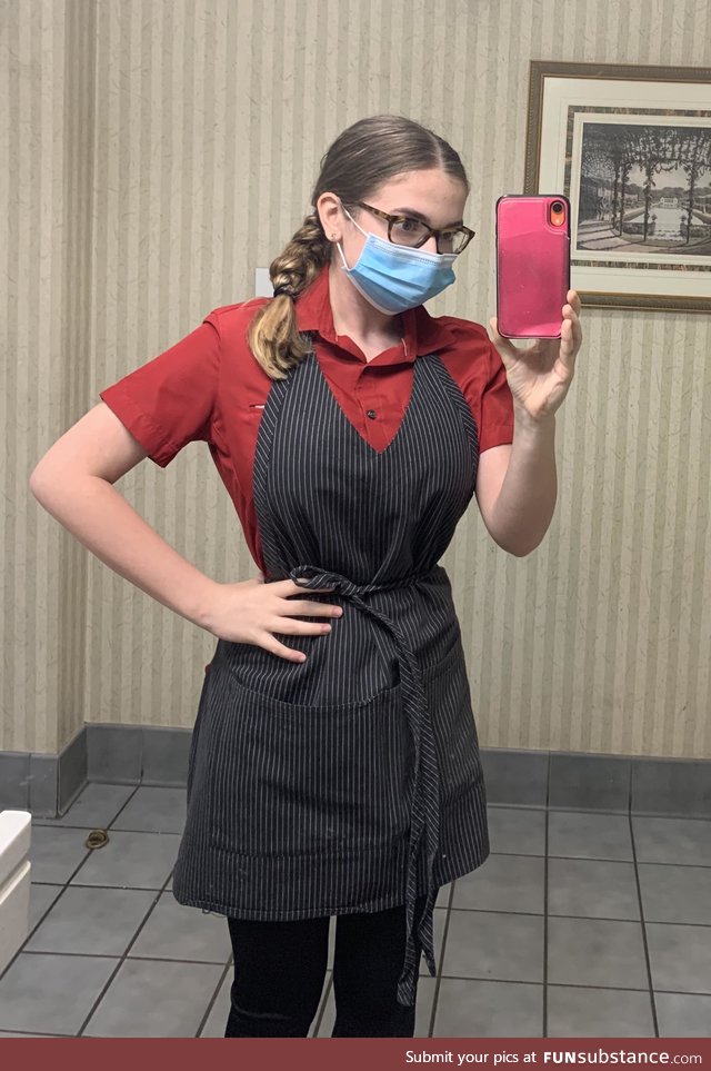 I’m a teenager working at an old folks home 30 hours a week and we wear masks too!