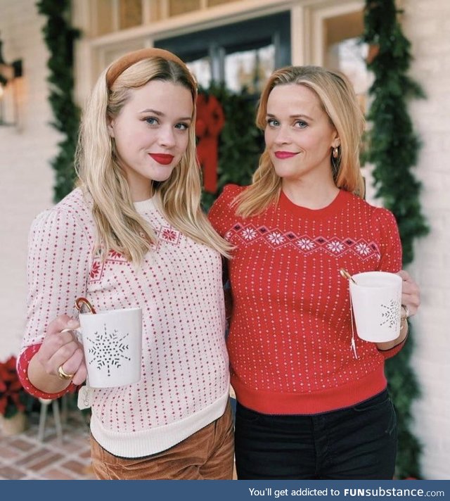 Reese Witherspoon and her daughter