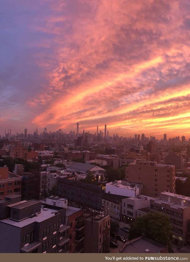 The sky over Manhattan would’ve made Bob Ross proud