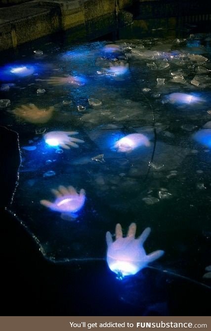 Glowsticks in Latex Gloves in your Pool for Halloween